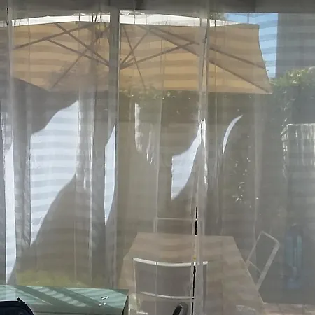 Classé Avec Parking La Rochelle (Charente-Maritime)