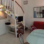 Apartman Classe Avec Parking La Rochelle