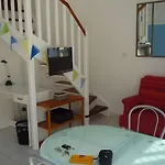 Classe Avec Parking Apartman La Rochelle