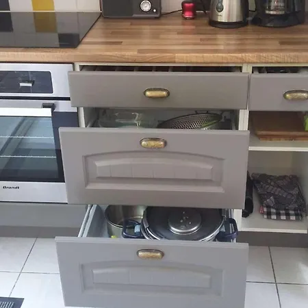 Classe Avec Parking * לה רושל